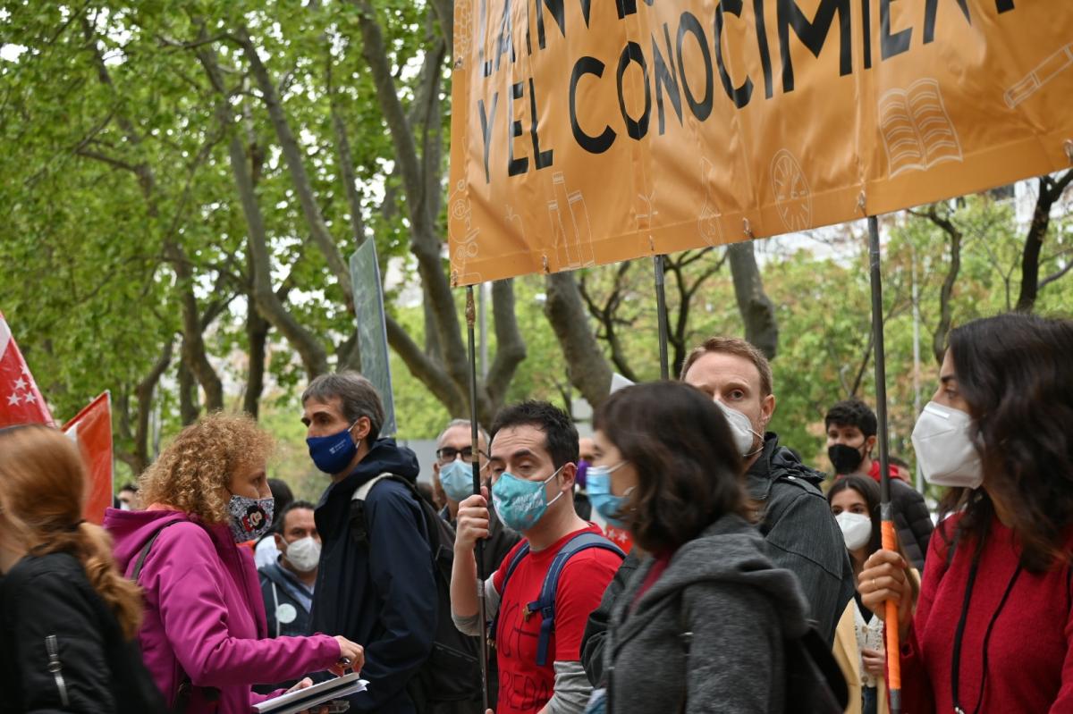 Concentracin frente al Ministerio de Ciencia e Innovacin, en Madrid, contra la reforma de la Ley de Ciencia.