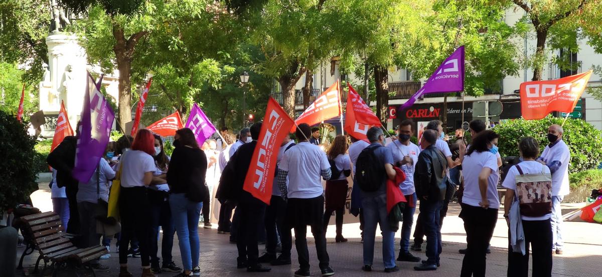 Concentracin de CCOO ante la Direccin General de Funcin Pblica.