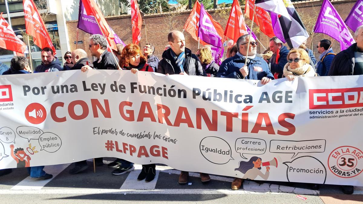 Concentracin #LFPAGE ante la Secretara de Estado de la Funcin Pblica