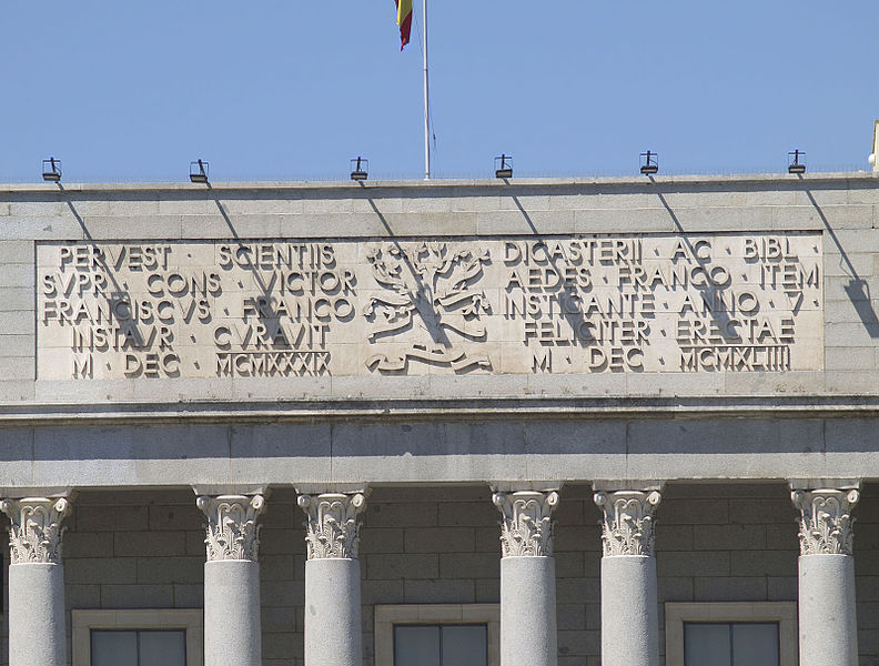 Edificio principal del CSIC. Inscripciones.