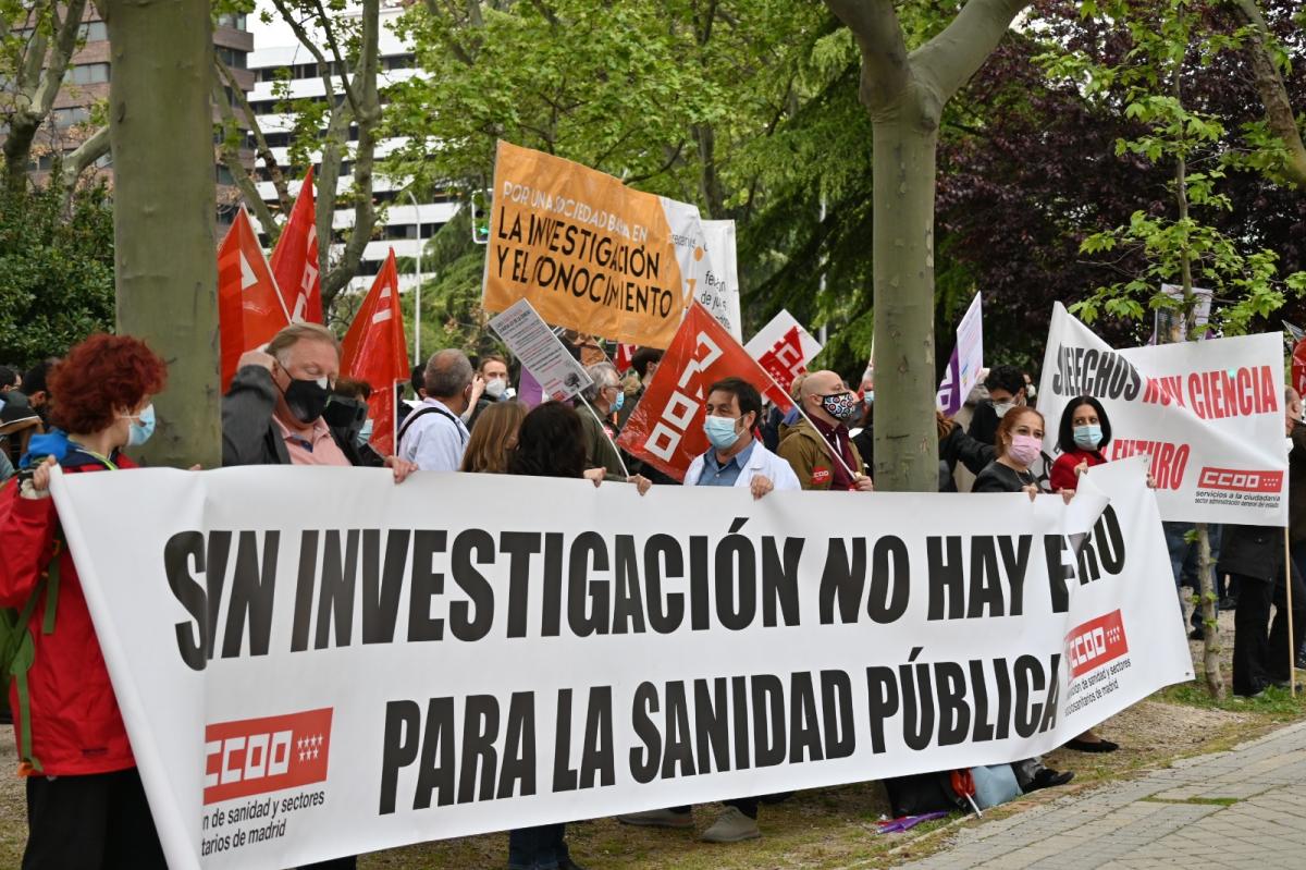 Concentracin frente al Ministerio de Ciencia e Innovacin, en Madrid, contra la reforma de la Ley de Ciencia.