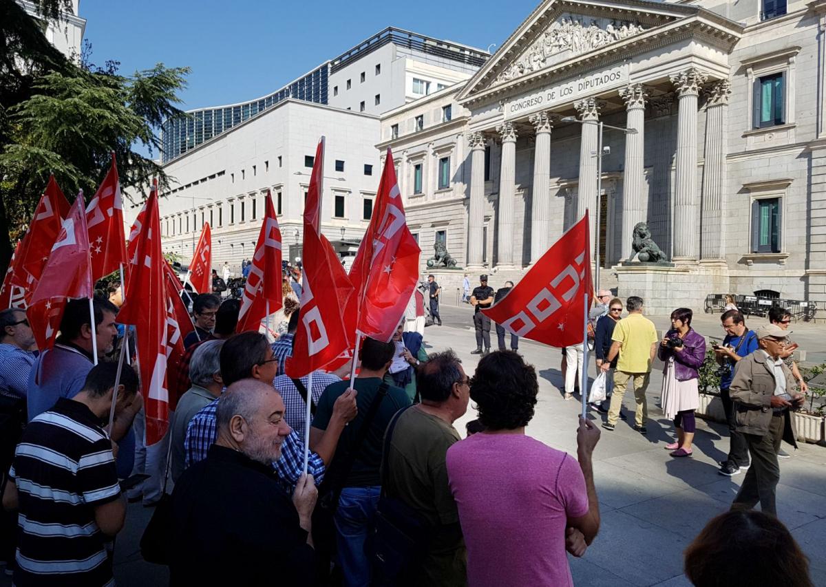 Concentracin del 11-OCT frente al Congreso