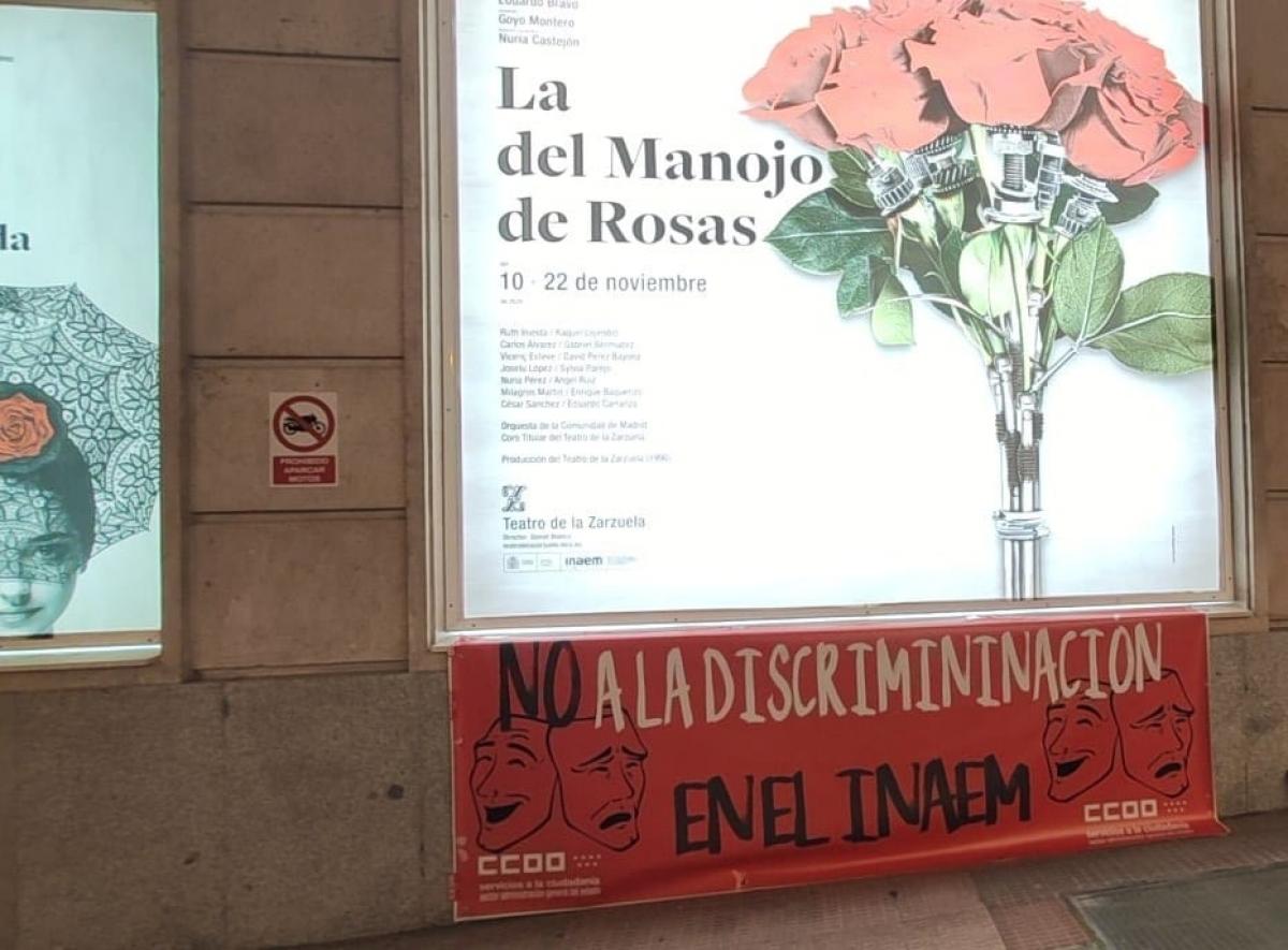Concentracin de CCOO en el Teatro de la Zarzuela de Madrid