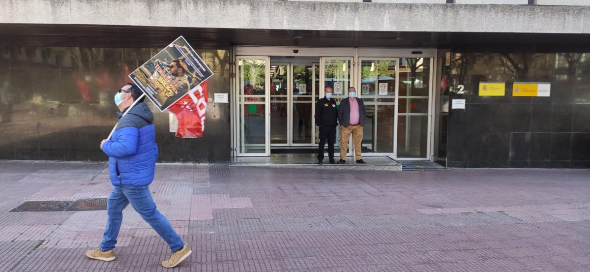 Manifestacin en la AGE de CCOO 27E #NosSobranRazones