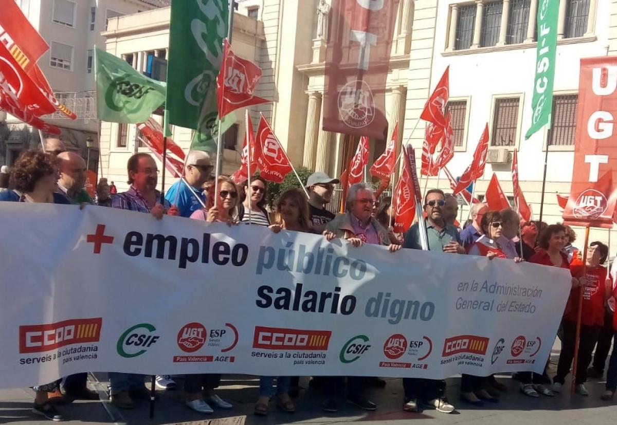 Concentracin en Alicante, personal de la AGE