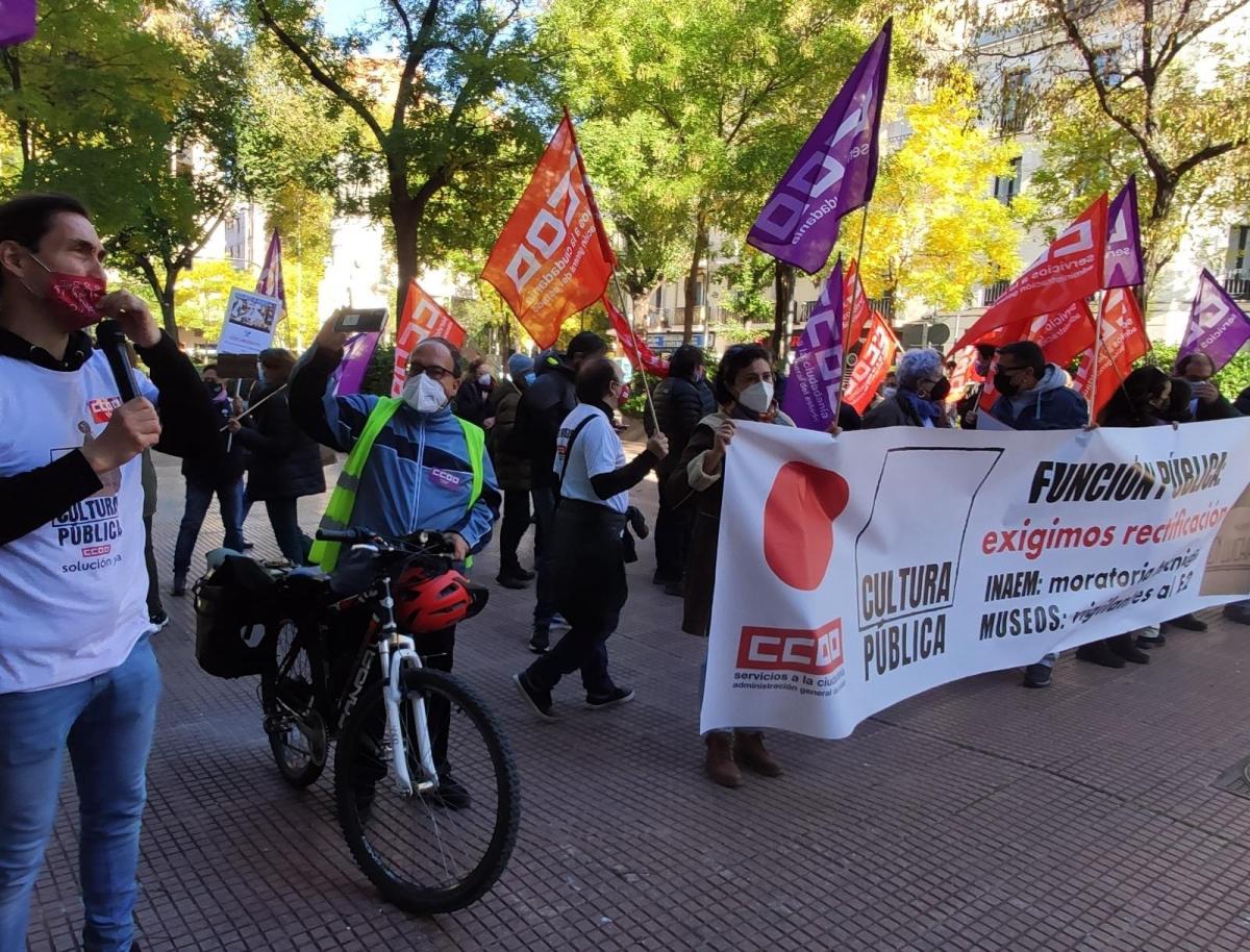 Concentracin SOS Cultura ante la Direccin General de Funcin Pblica.