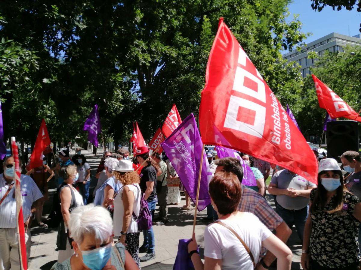 Accin reivindicativa de CCOO en Paseo Castellana, 3