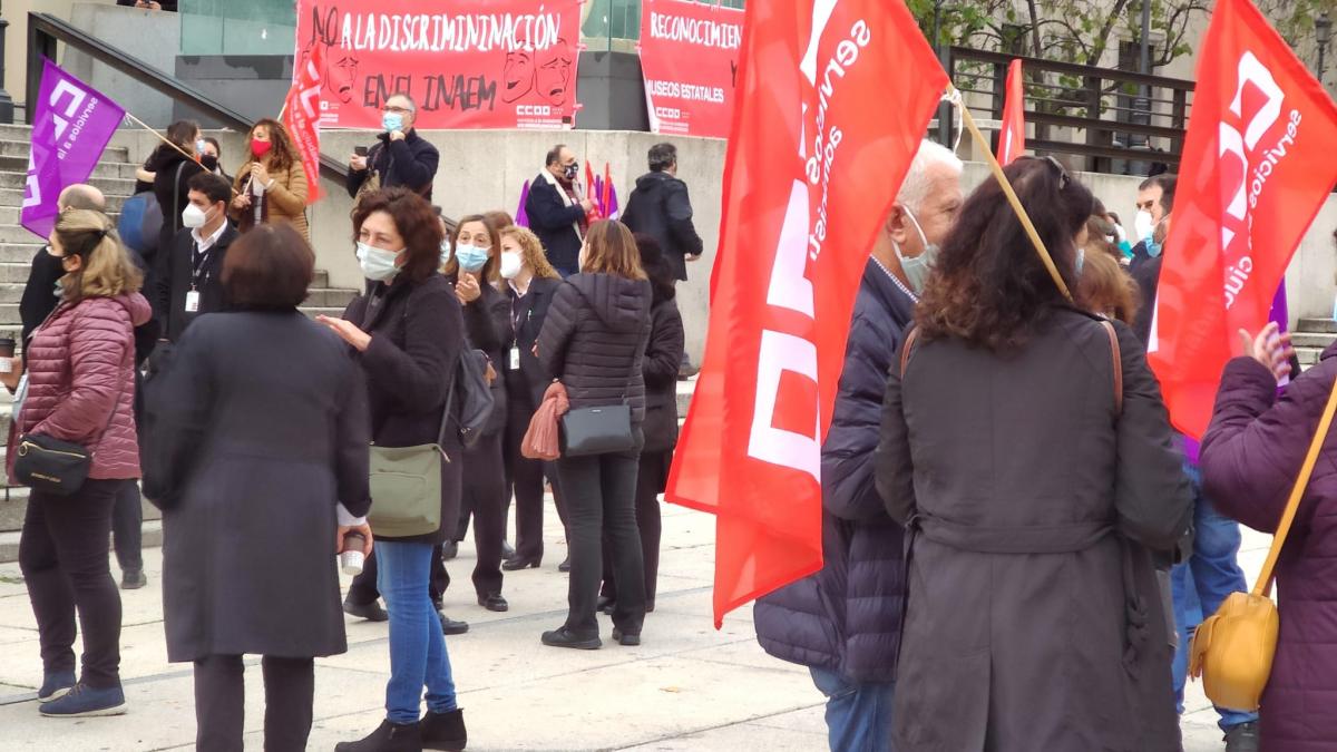 Concentracin de CCOO en el Museo Reina Sofa