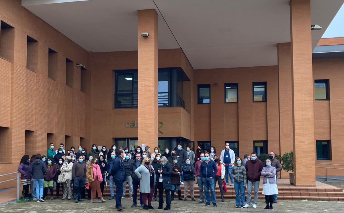 Paros de 15 minutos en la entrada de los centrso del CSIC.