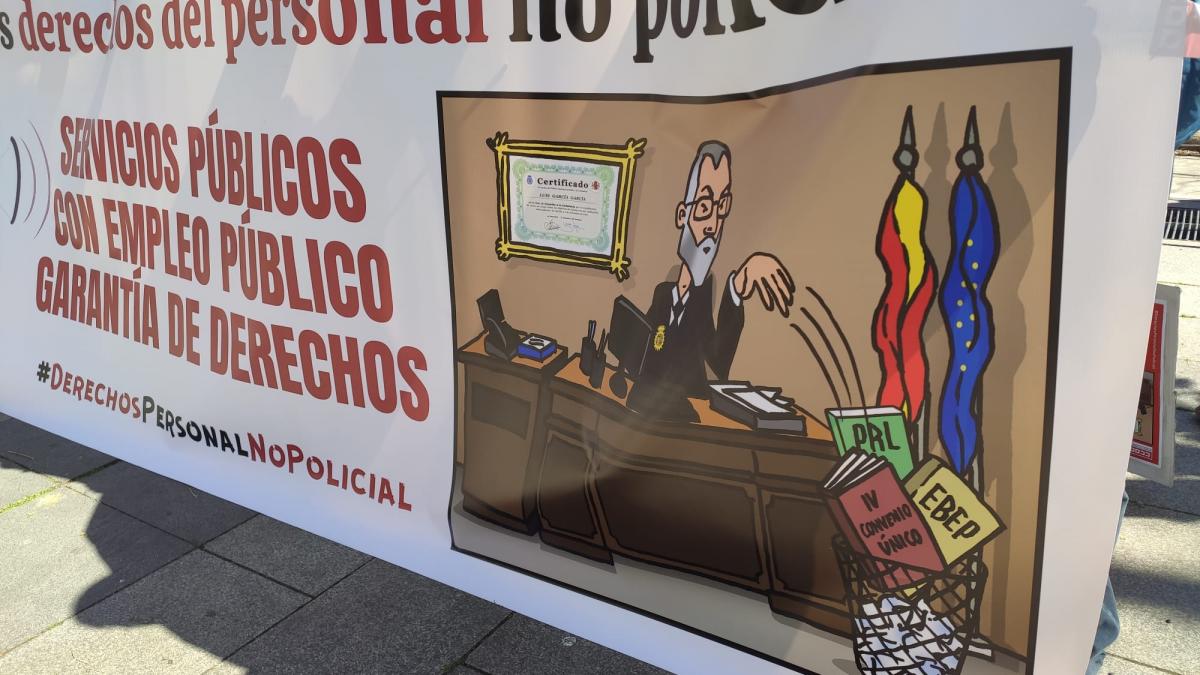 Concentracin del 12M en la sede del Ministerio de Interior