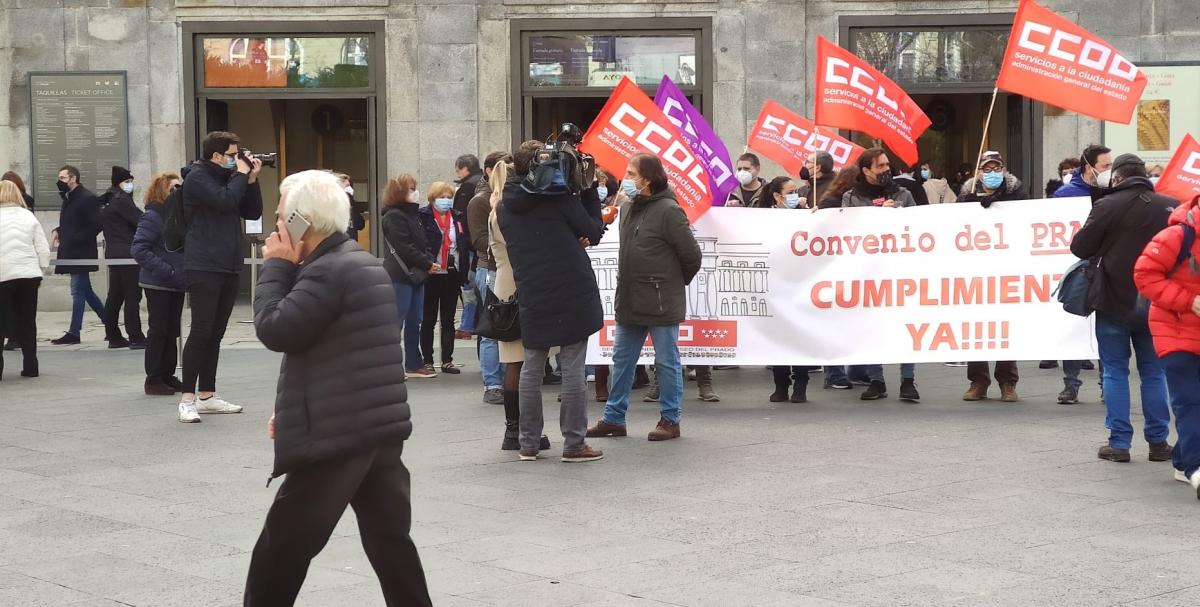 Concentracin en defensa de un convenio digno en el Museo del Prado