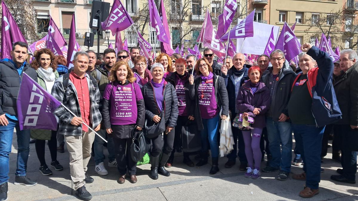 8M organizado por CCOO y UGT en la Plaza del museo Reina Sofa de Madrid
