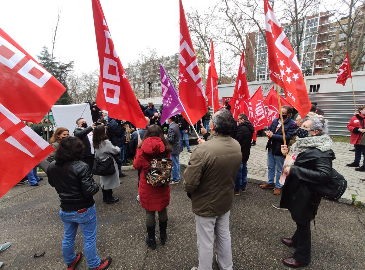 CCOO y UGT que han protestado este 11F ante la sede del Ministerio de Asuntos Econmicos