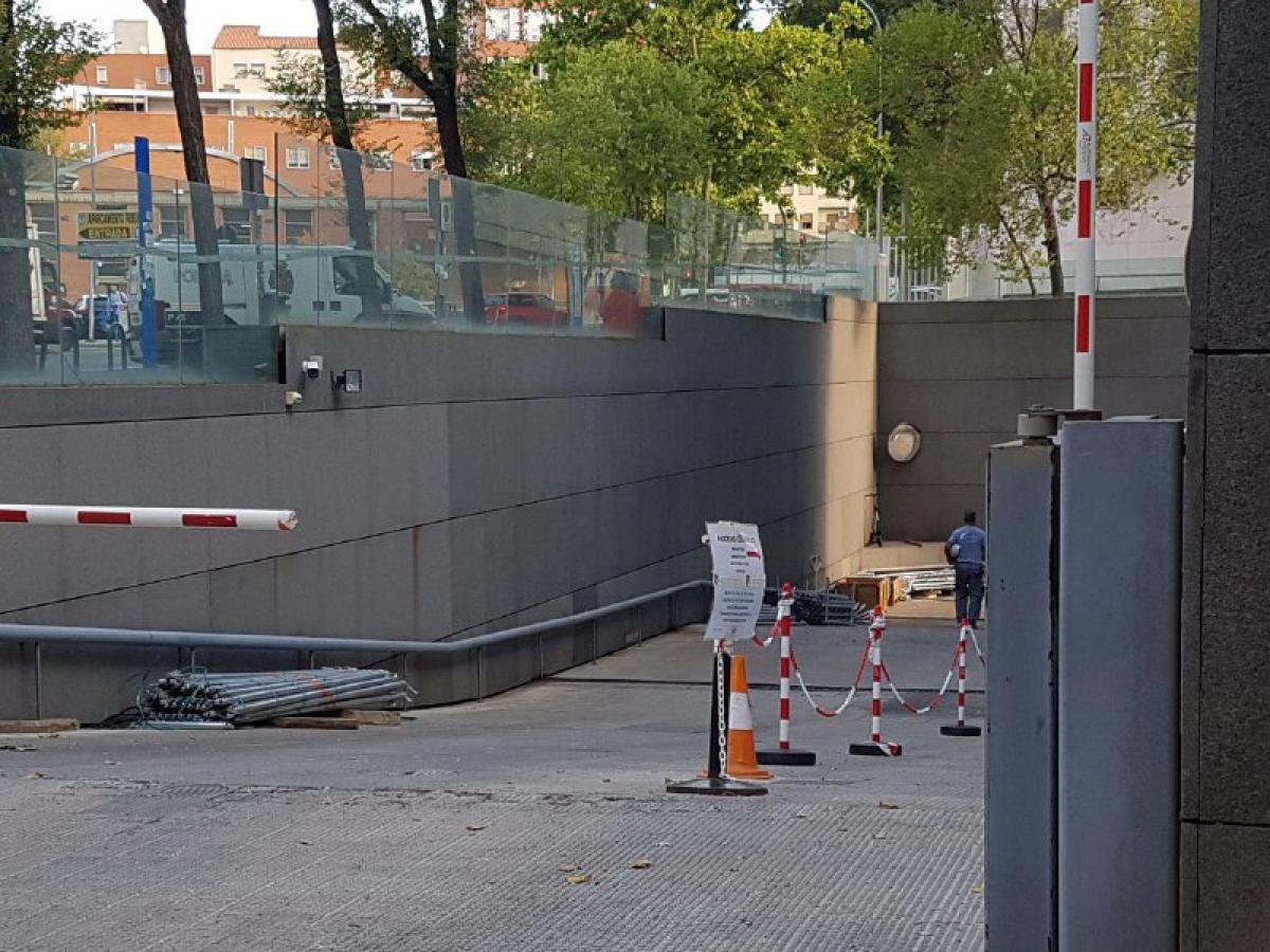 Accesos al edificio del INE en Madrid
