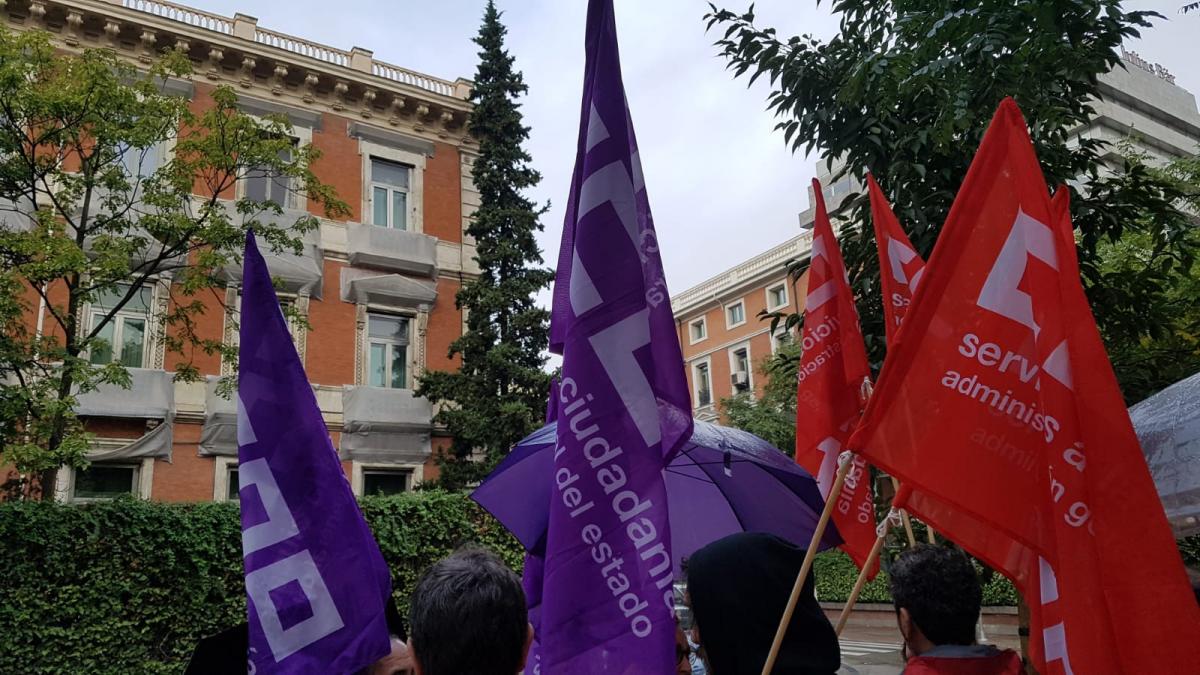 Concentracin 17O de CCOO frente al Ministerio de Poltica Territorial y Funcin Pblica
