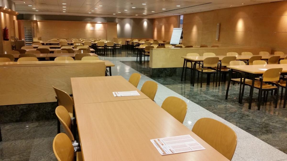 Sala utilizada para los exmenes de la Oferta de Empleo Pblico