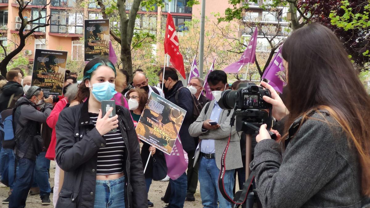 Concentracin en Madrid frente al Ministerio de Ciencia e Innovacin.