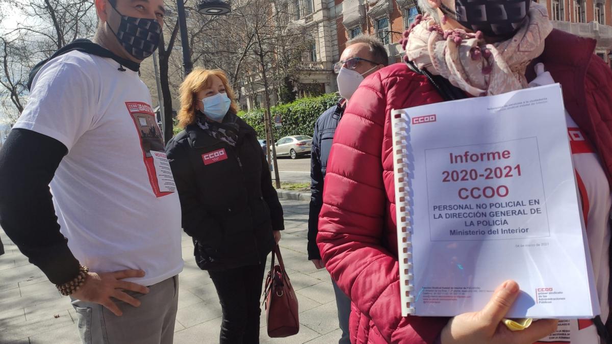 Concentracin del 12M en la sede del Ministerio de Interior