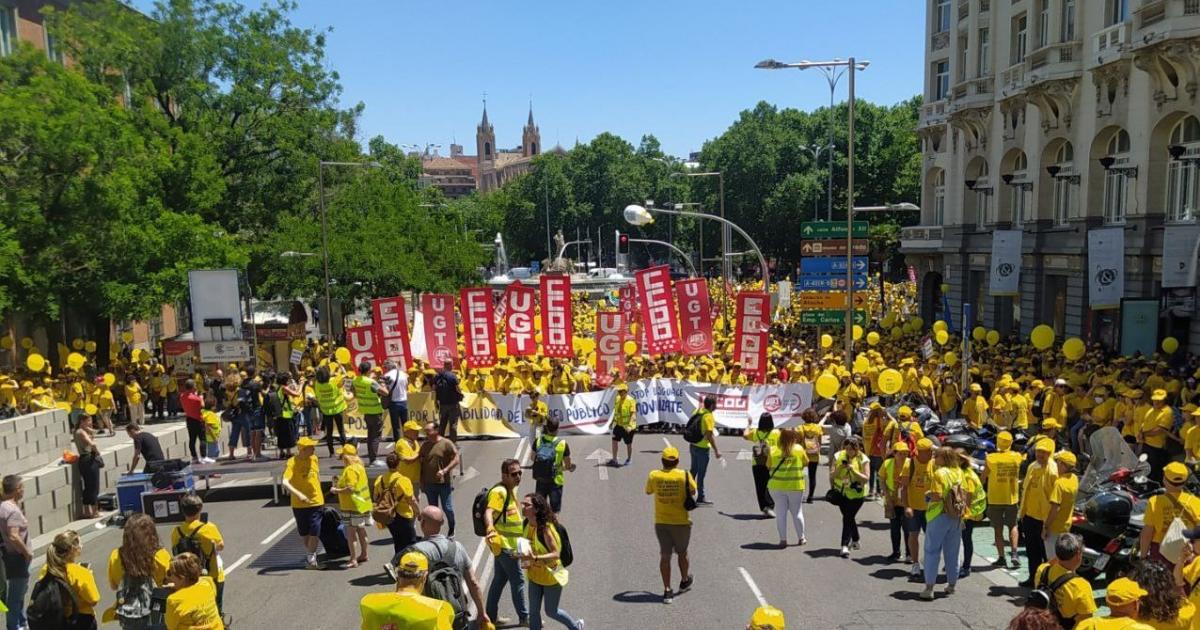 Gran marcha en Madrid #1JUN en defensa del Servicio Pblico de Correos (foto de FSC-CCOO).