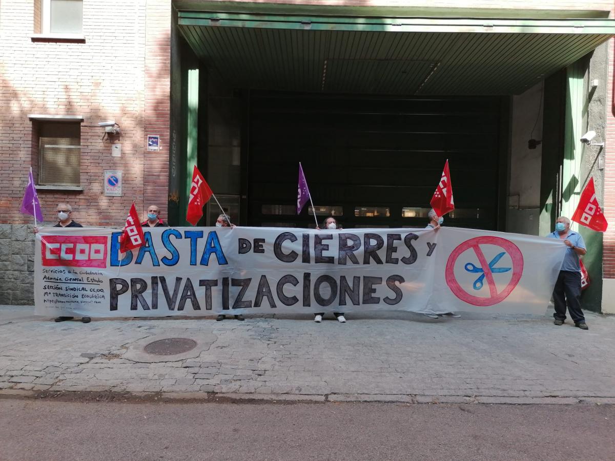 Concentracin contra el cierre y privatizacin de Julin Besteiro.