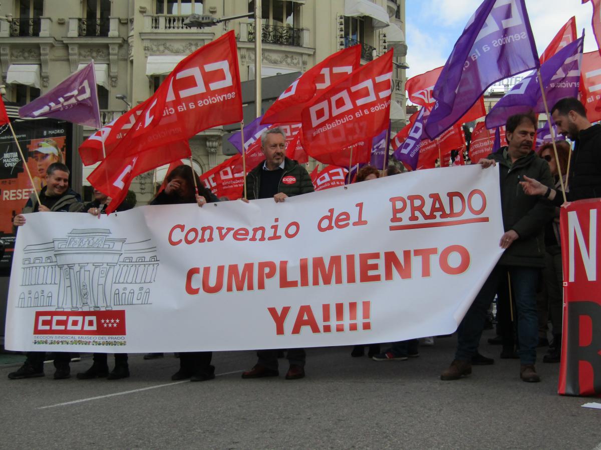 Concentracin #NosSobranRazones en la AGE delante del Congreso de los Diputados