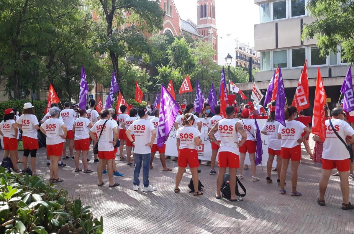Concentracin 30J #SOSderechos para exigir que el Gobierno cumpla los compromisos adquiridos en la AGE