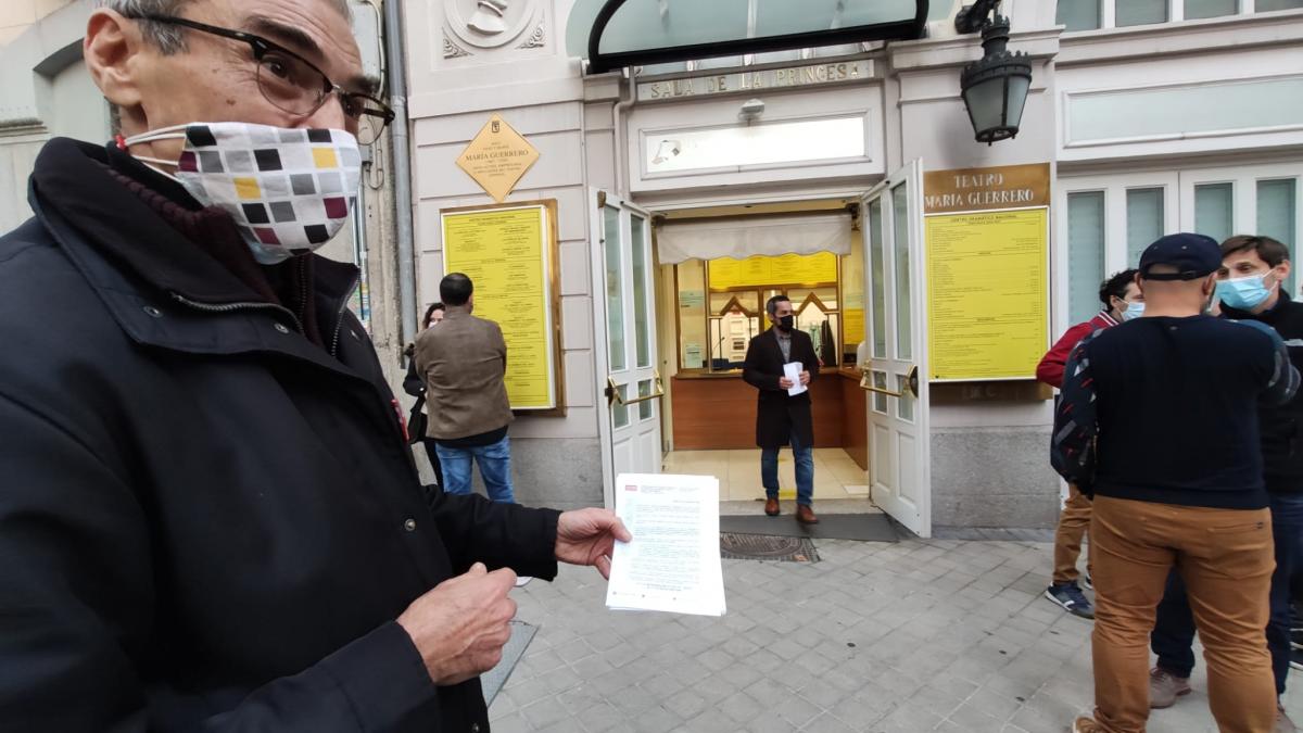 Concentracin de CCOO en el Teatro Mara Guerrero
