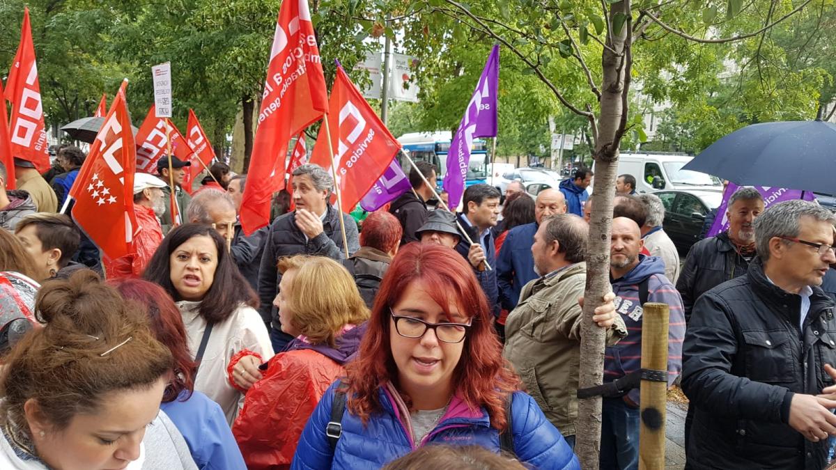 Concentracin 17O de CCOO frente al Ministerio de Poltica Territorial y Funcin Pblica