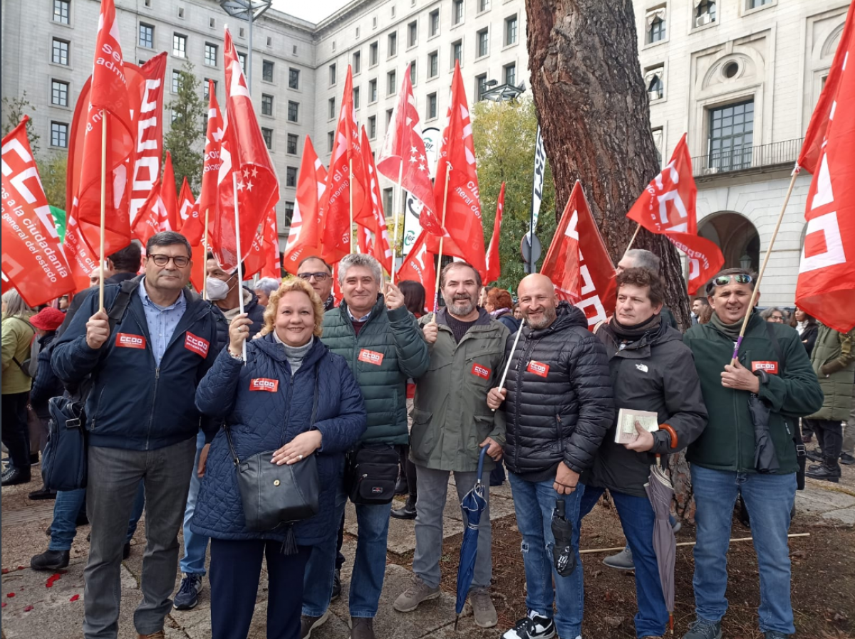 Apoyo de los compaeros de Defensa