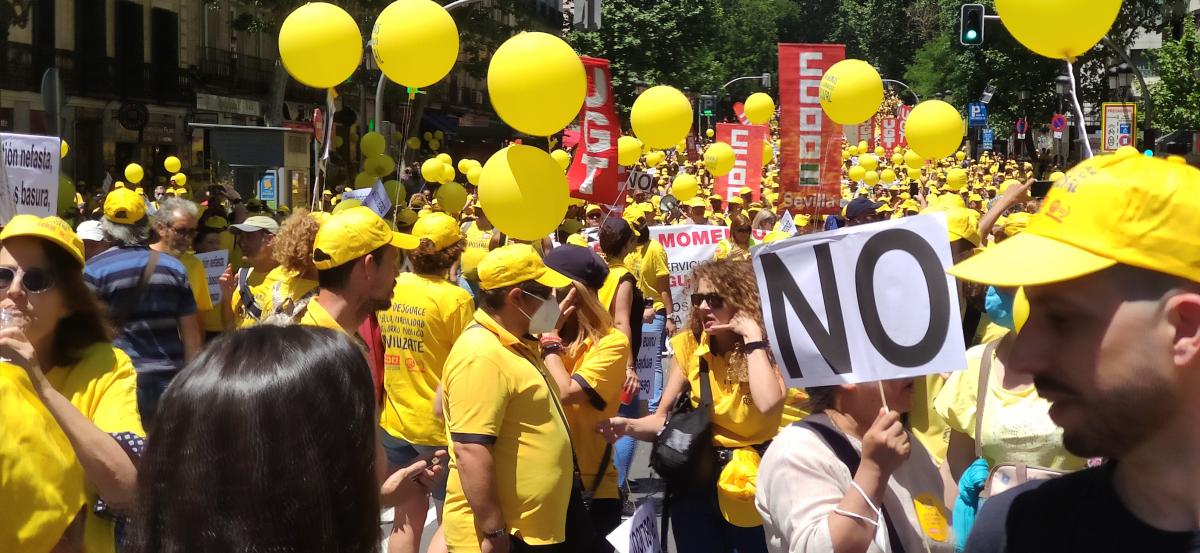 Gran marcha en Madrid #1JUN en defensa del Servicio Pblico de Correos.