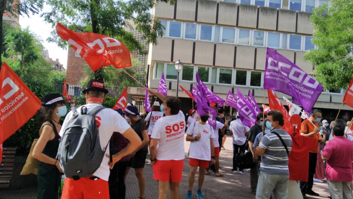 Concentracin #SOSderechos para exigir que el Gobierno cumpla los compromisos adquiridos en la AGE