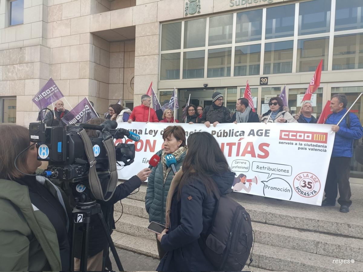 Monste Gmez, responsable de negociacin en la AGE, en declaraciones a los medios de comunicacin.