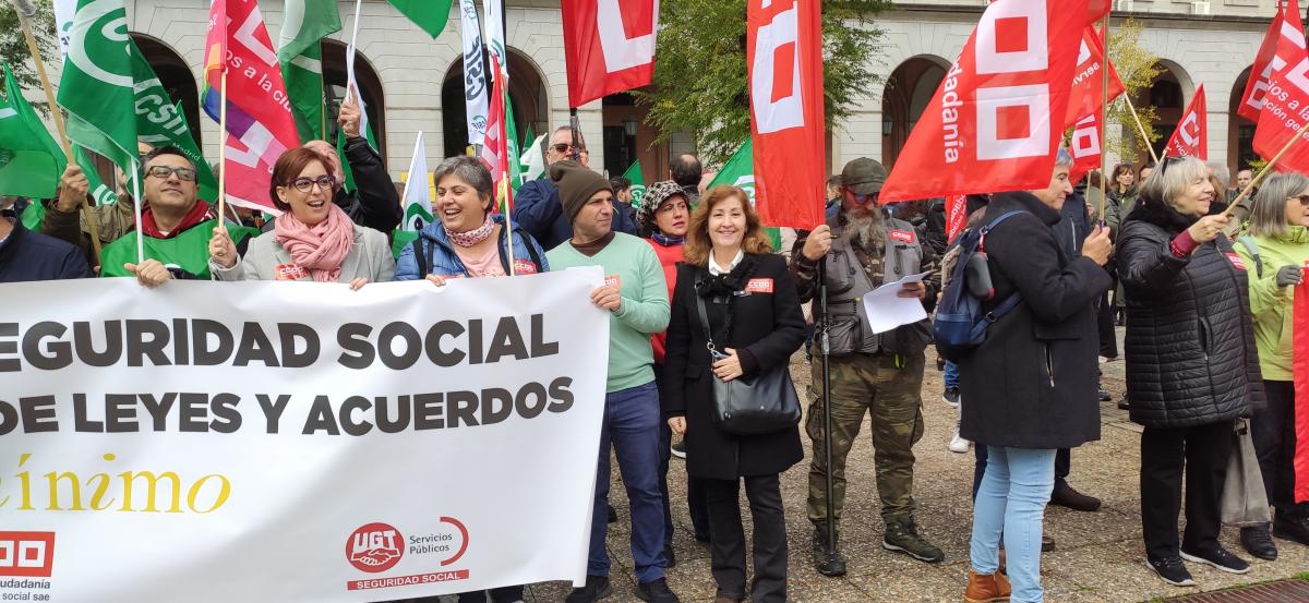 Concentracin en Nuevos Ministerios en defensa de la Seguridad Social