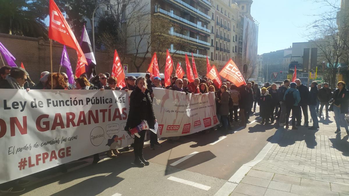 Concentracin #LFPAGE ante la Secretara de Estado de la Funcin Pblica