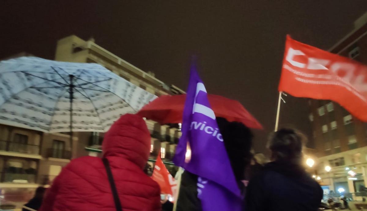 Concentracin de CCOO en el Teatro Valle-Incln