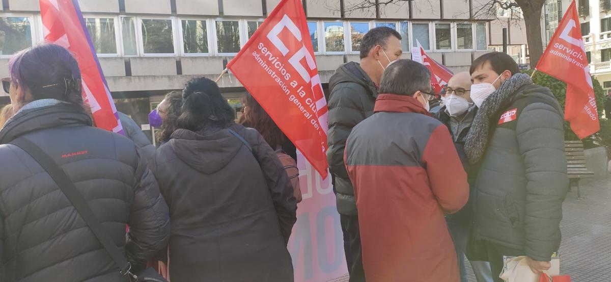 Manifestacin en la AGE de CCOO 27E #NosSobranRazones