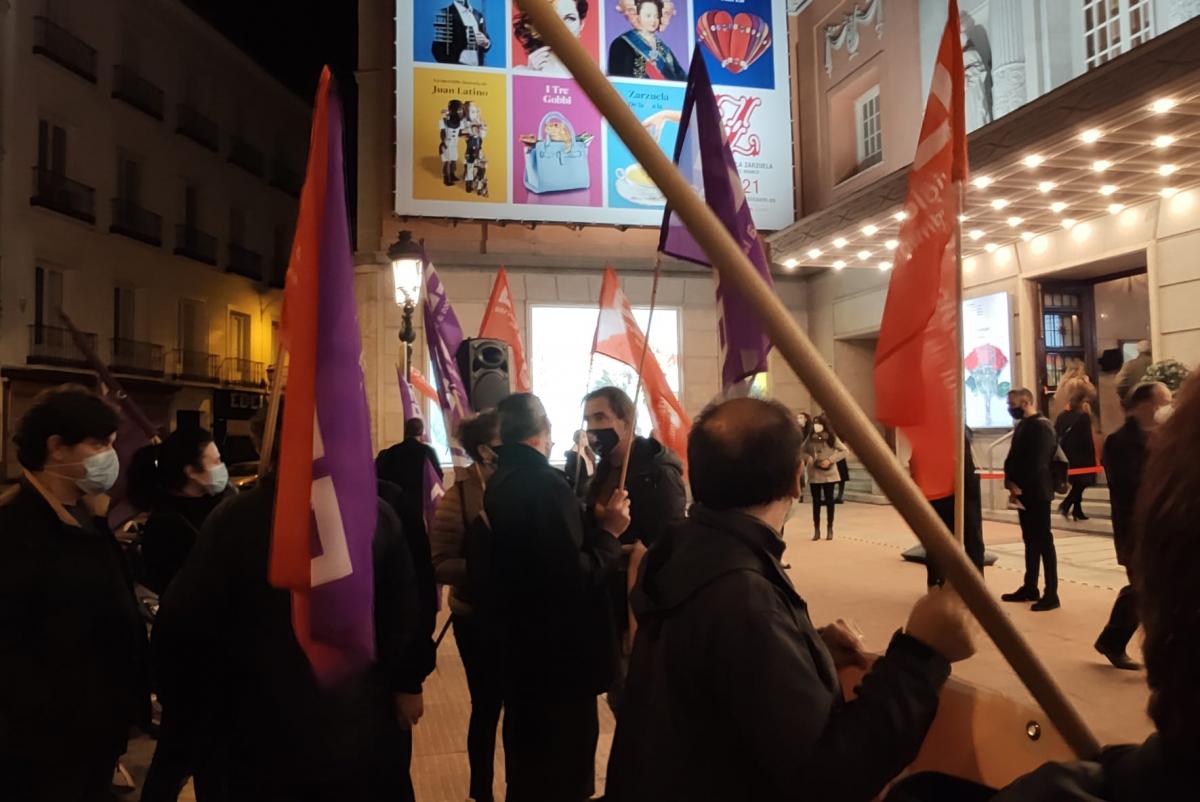 Concentracin de CCOO en el Teatro de la Zarzuela de Madrid