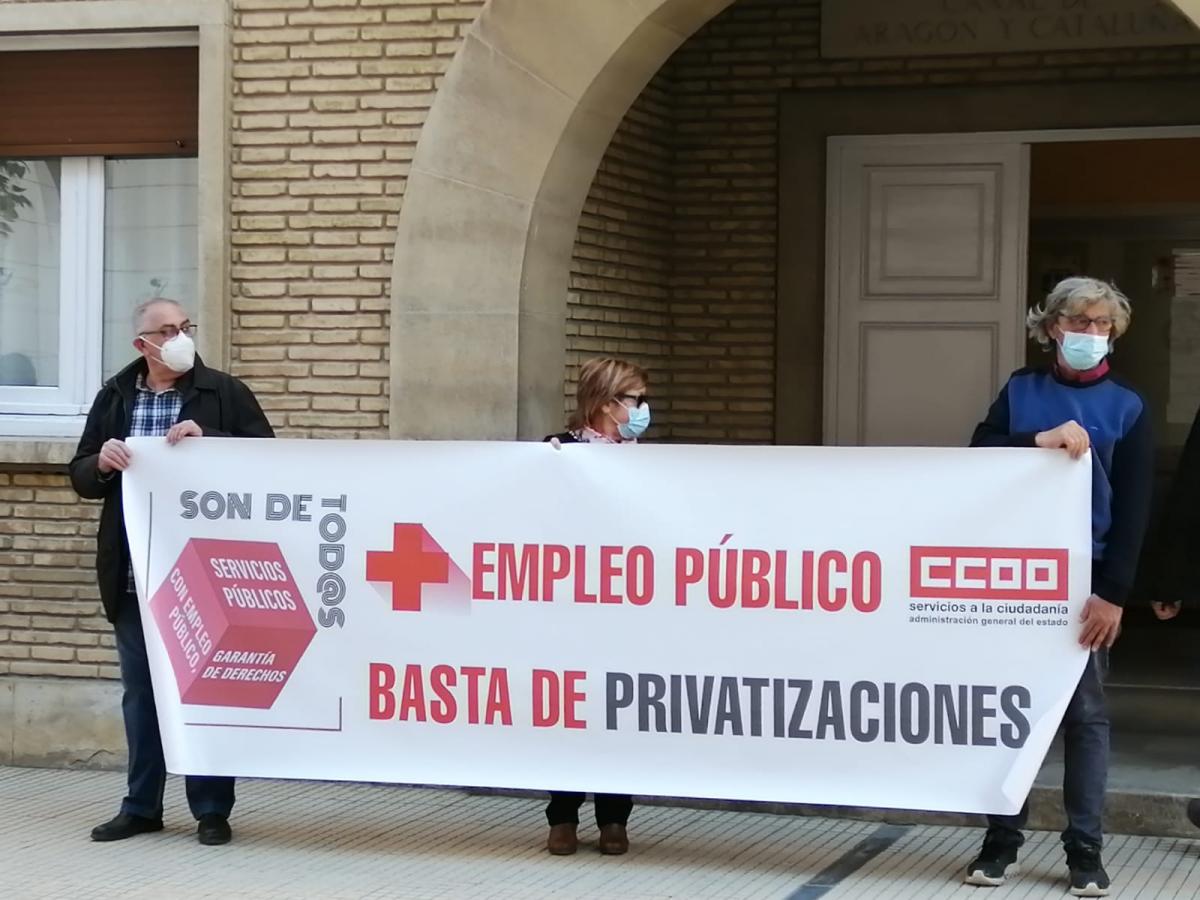 Concentracin en Monzn (Huesca) contra la privatizacin de los canales del Ebro
