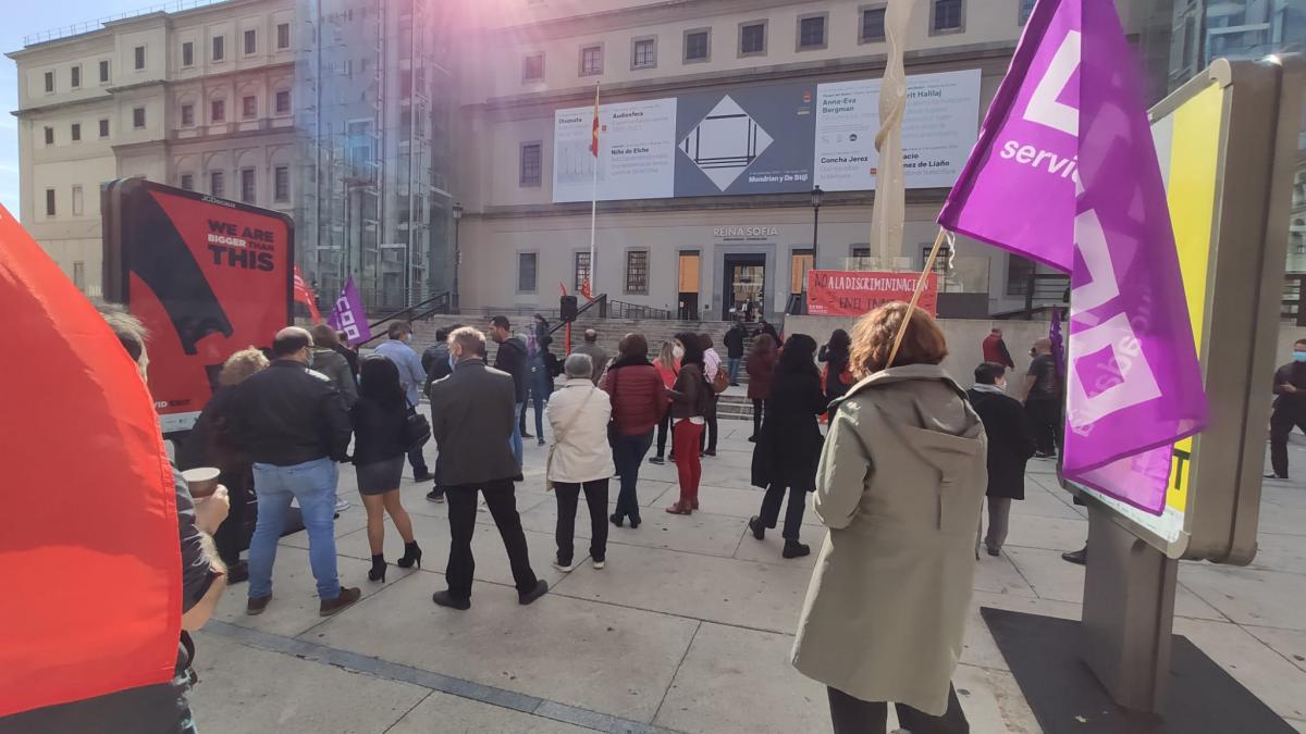 Concentracin de CCOO en el Museo Nacional Centro de Arte Reina Sofa