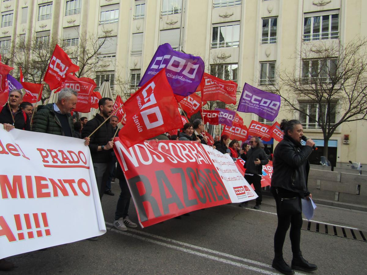 Concentracin #NosSobranRazones en la AGE delante del Congreso de los Diputados