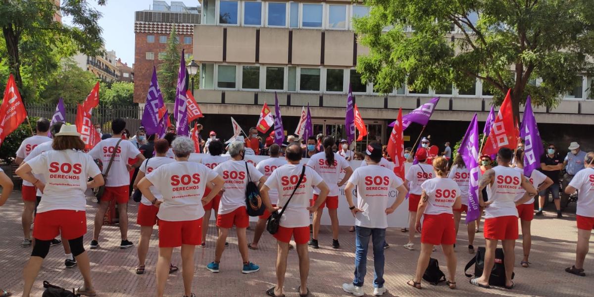 Concentración #SOSrecortes para exigir que el Gobierno cumpla los compromisos adquiridos en la Administración General del Estado