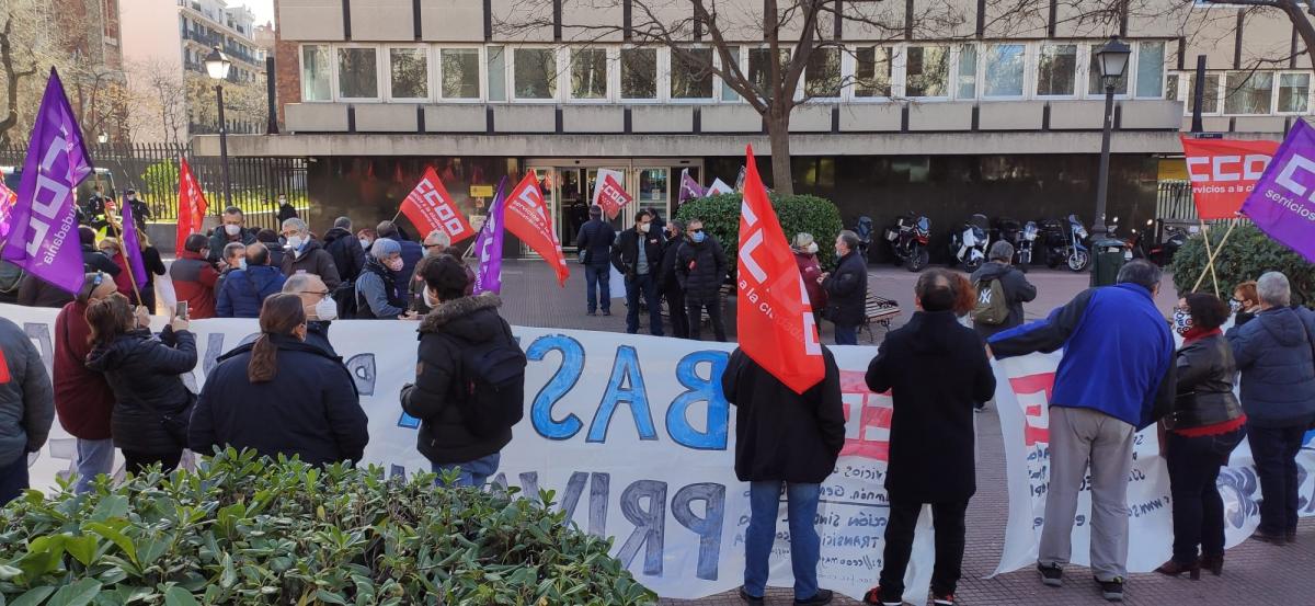 Manifestacin en la AGE de CCOO 27E #NosSobranRazones