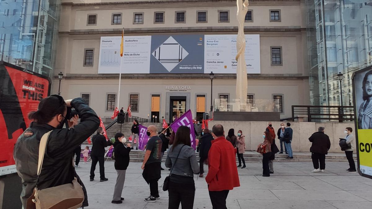 Concentracin de CCOO en el Museo Nacional Centro de Arte Reina Sofa