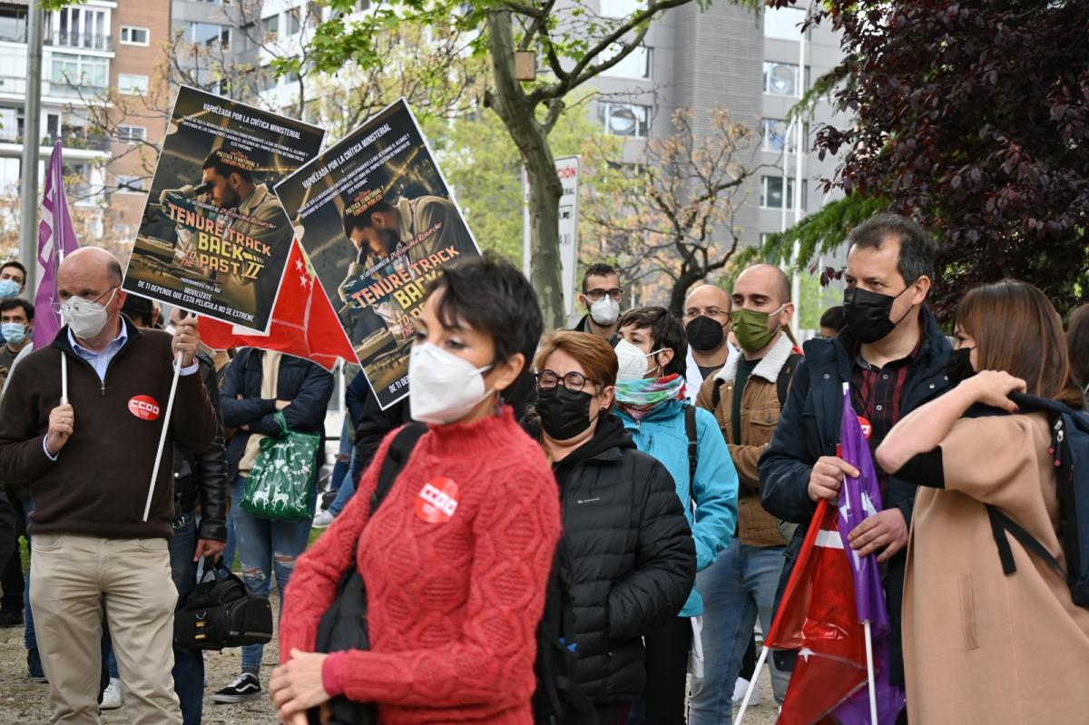 Concentracin frente al Ministerio de Ciencia e Innovacin, en Madrid, contra la reforma de la Ley de Ciencia.