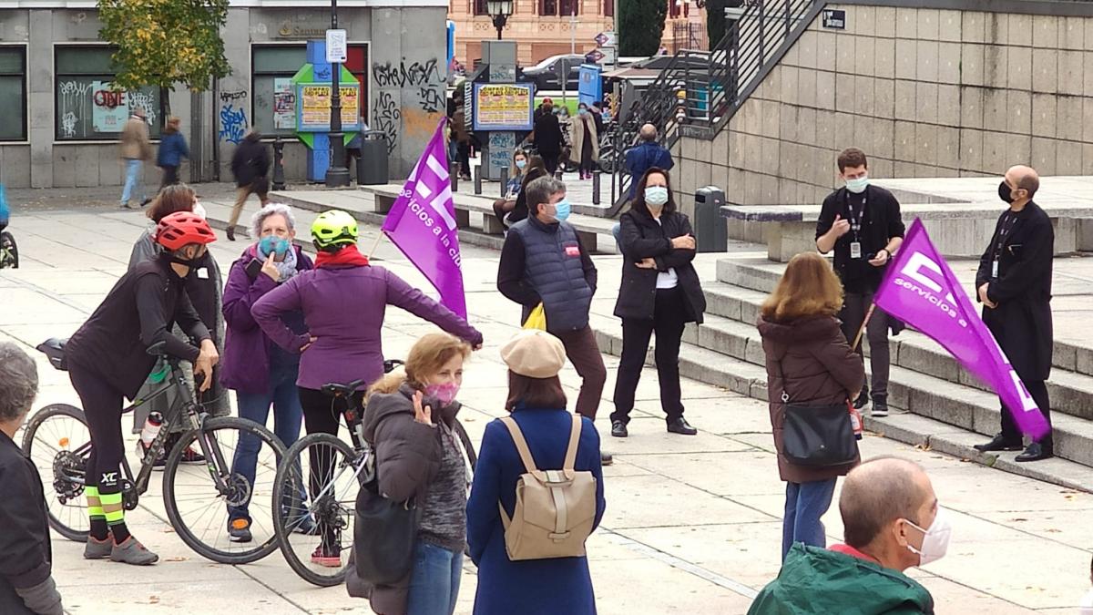 Concentracin de CCOO en el Museo Reina Sofa