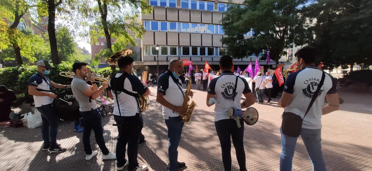 Concentracin de CCOO ante la Direccin General de Funcin Pblica.