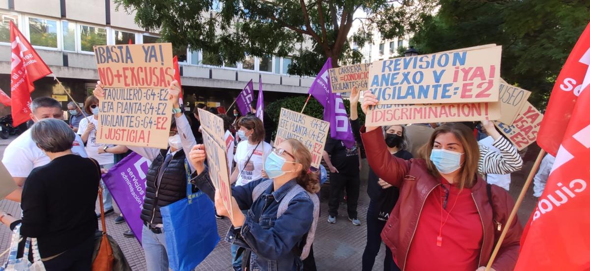 Concentracin de CCOO ante la Direccin General de Funcin Pblica.