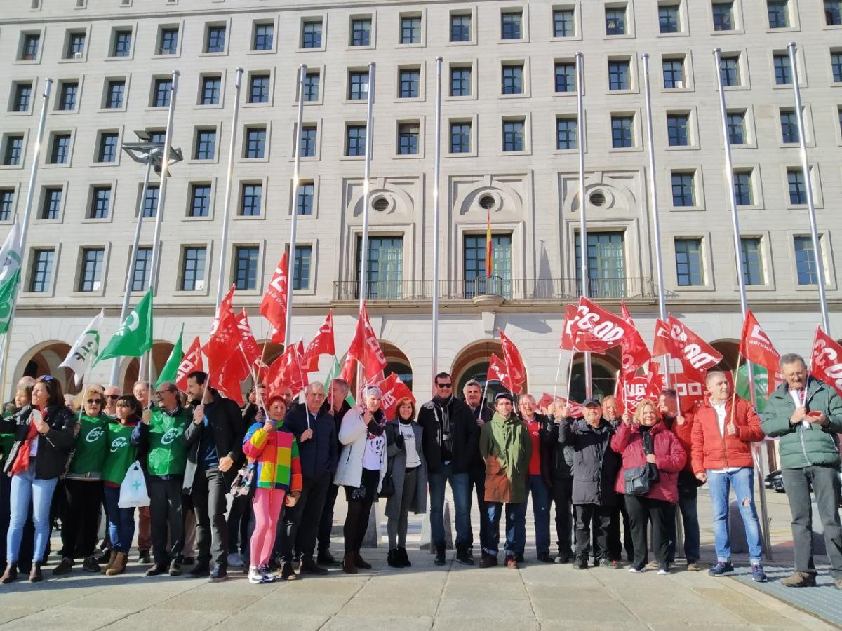Concentracin ante el Ministerio de Transportes, Movilidad y Agenda Urbana.