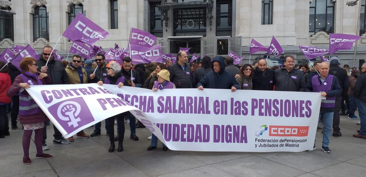 Pancarta de la Federacin de Pensionistas y Jubilados de CCOO