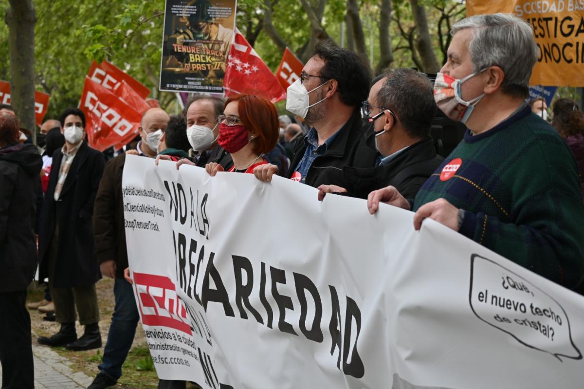 Concentracin frente al Ministerio de Ciencia e Innovacin, en Madrid, contra la reforma de la Ley de Ciencia.